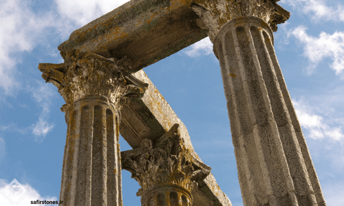 ستون رومی سنگی